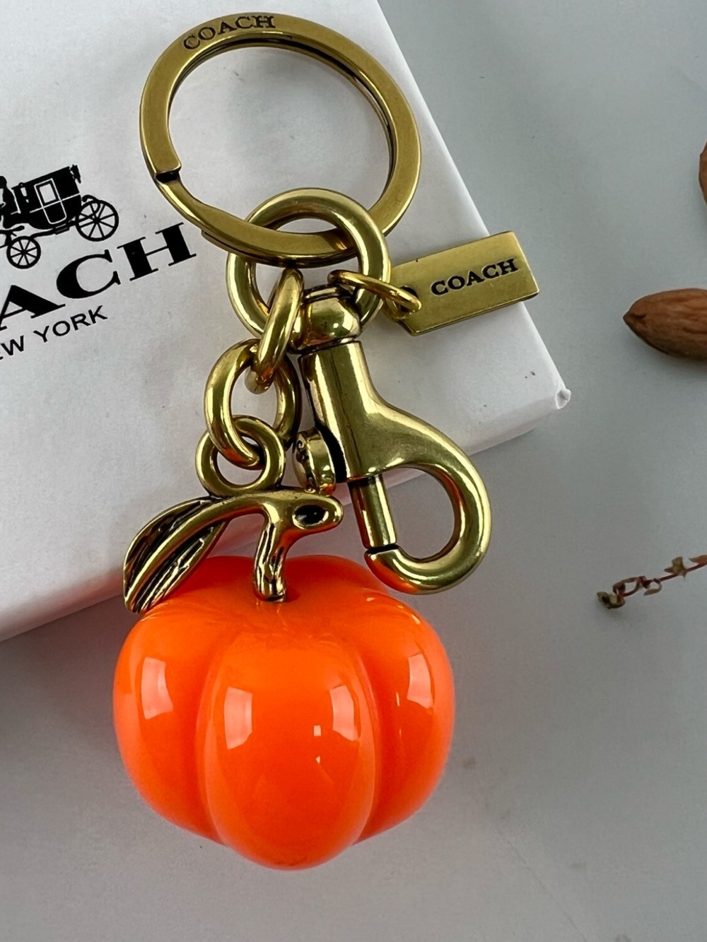 🎃 COACH PUMPKIN BAG CHARM KEYCHAIN 🎃 NWOT 🎃